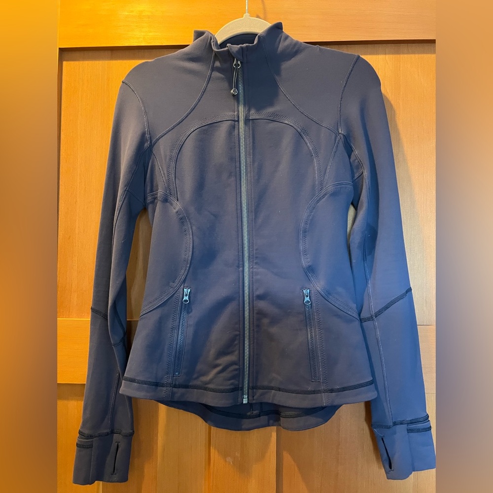 Lululemon Athletica Forme Jacket II Size 6 in Navy Blue